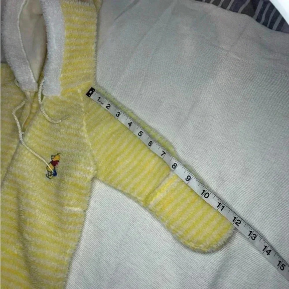 Vintage Disney Winnie the Pooh hooded Sherpa onesie. Size small. - Picture 10 of 11